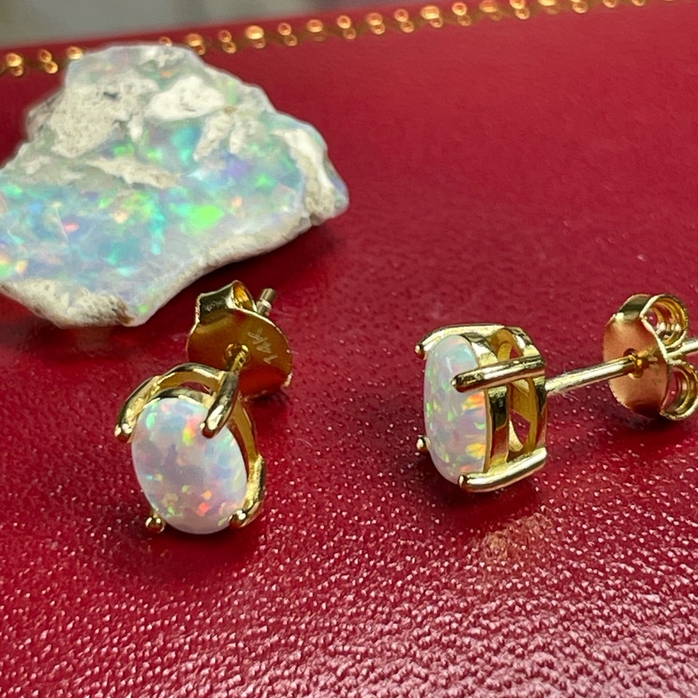 14K 2ct Australian‼️ Opal Stud earrings. SOLID 14K - Picture 3 of 9